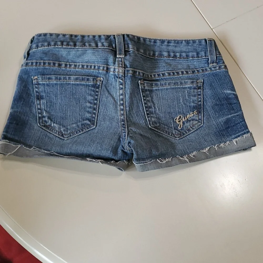 Guess jean shorts - Picture 2 of 4